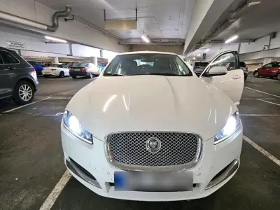 Gebraucht Jaguar XF 199 PS (146 kW) 2012 Limousine