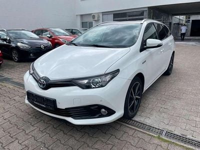 Toyota Auris Hybrid