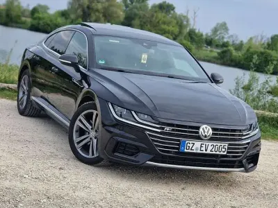 Gebraucht VW Arteon R-line 239 PS (175 kW) 2017 Kleinwagen