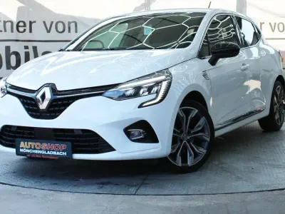 Gebraucht Renault Clio V 131 PS (96 kW) 2020 Weiß Kleinwagen