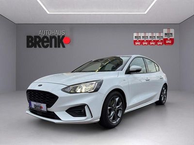 Frostweiß Gebraucht 2020 Ford Focus ST-Line Limousine | 15.990 € (Fairer Preis)