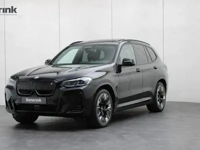 Gebraucht BMW iX3 M Sport 210 kW (286 PS) 2022 Schwarz SUV