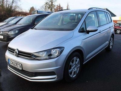 Gebraucht VW Touran Trendline 116 PS (85 kW) 2019 Silber Van / Kleinbus