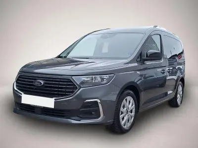Gebraucht Ford Tourneo Connect Titanium 122 PS (89 kW) 2025 Manufacturer Van / Kleinbus