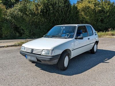 gebraucht Peugeot 205 New Look 31 Jahre alt!