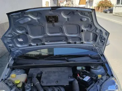 Gebraucht Ford Fiesta 80 PS (58 kW) 2007 Blau Kleinwagen