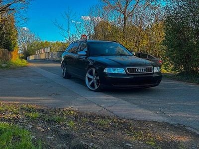 Gebraucht Audi A4 Sport 150 PS (110 kW) 1998 Schwarz Kombi