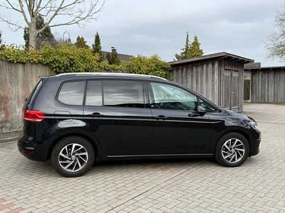 Gebraucht VW Touran Sound 150 PS (110 kW) 2018 Schwarz Van / Kleinbus