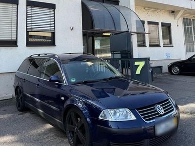 Usata VW Passat 131 CV (96 kW) 2001 Blu Station wagon