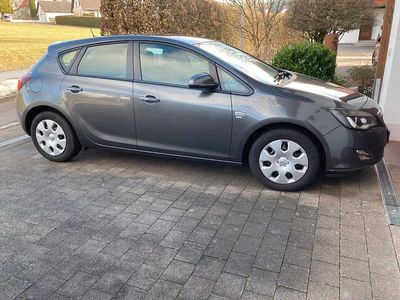 Gebraucht Opel Astra Edition 116 PS (85 kW) 2010 Grau Limousine