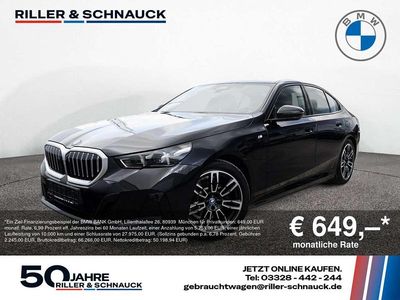 Gebraucht BMW 530e M Sport 299 PS (219 kW) 2024 Black sapphire Limousine