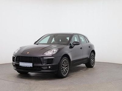 Schwarz Gebraucht 2018 Porsche Macan SUV | 41.990 € (Guter Preis)
