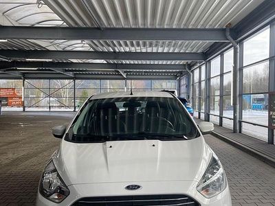 Gebraucht Ford Ka Plus 70 PS (51 kW) 2018 Weiß Kleinwagen