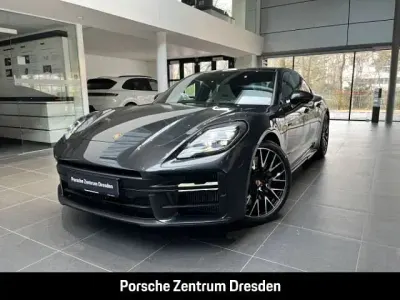 Neu Porsche Panamera 544 PS (400 kW) 2026 Vulkangraumetallic (metallic) Kleinwagen