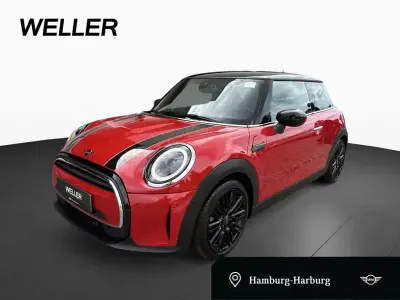 Gebraucht Mini Cooper Classic 136 PS (100 kW) 2023 Chilirot (rot) Kleinwagen
