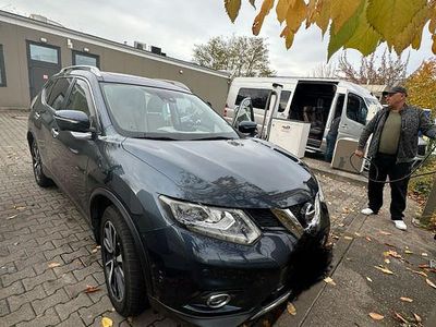Gebraucht Nissan X-Trail Tekna 131 PS (96 kW) 2015 Blau SUV