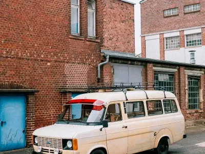 Occasion Ford Transit 77 ch (56 kW) 1980 Beige Monospace