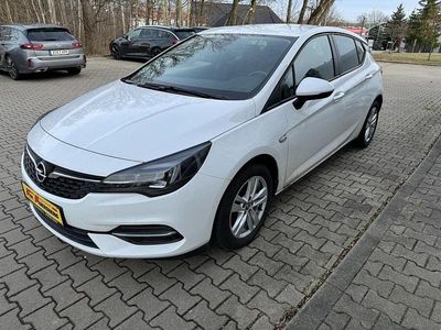 Gebraucht Opel Astra Edition 110 PS (80 kW) 2021 Weiß Limousine