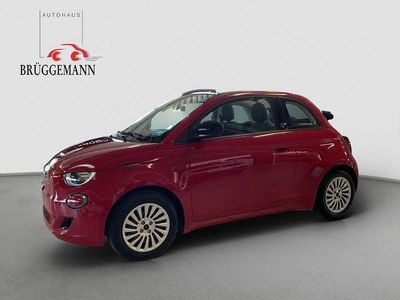 Nuova Fiat 500e 86 kW (118 CV) 2026 Rosso Cabrio