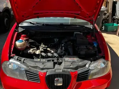 Second-hand Seat Ibiza 60 CP (44 kW) 2008 Roșu Hatchback