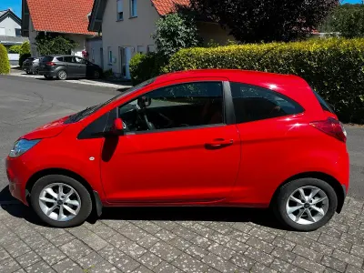 Gebraucht Ford Ka 69 PS (50 kW) 2012 Rot Kleinwagen