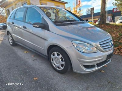 Mercedes B150
