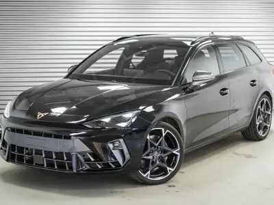 Gebraucht Cupra Leon VZ 333 PS (244 kW) 2025 Midnight black metallic (0e) Kombi
