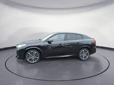 Gebraucht BMW X2 M Sport 156 PS (114 kW) 2025 Schwarz SUV
