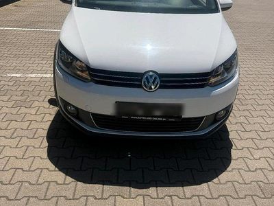 VW Touran Cross