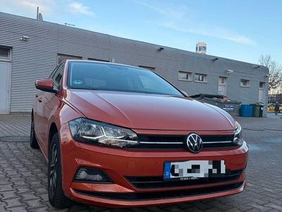 Orange Gebraucht 2021 VW Polo Comfortline Kleinwagen | 17.000 € (Etwas zu teuer)