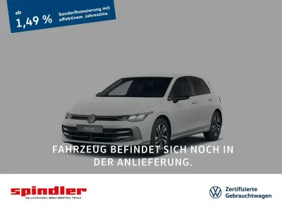 Gebraucht VW Golf VIII 150 PS (110 kW) 2025 Pure white Limousine