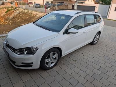 Gebraucht VW Golf VII Comfortline 110 PS (80 kW) 2015 Weiß Kombi