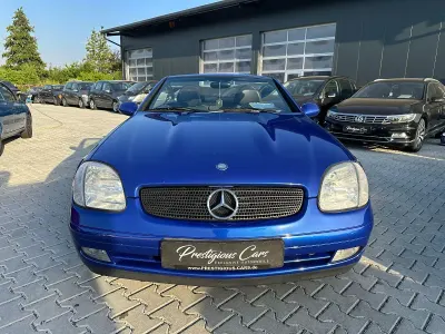 Gebraucht Mercedes SLK230 193 PS (141 kW) 1997 Blau Cabrio
