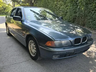 Gebraucht BMW 523 170 PS (125 kW) 2026 Blau Limousine