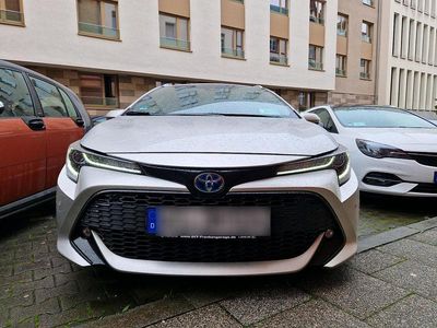 Silber Gebraucht 2021 Toyota Corolla Sport Kombi | 22.000 €