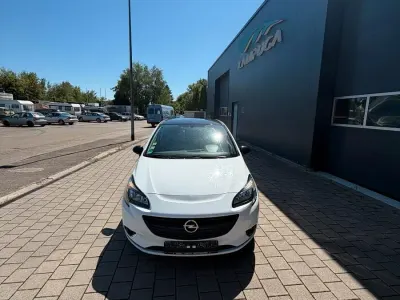 Gebraucht Opel Corsa Color Edition 90 PS (66 kW) 2015 Weiß Kleinwagen