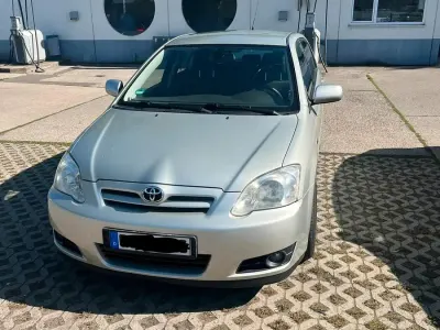 Gebraucht Toyota Corolla 116 PS (85 kW) 2004 Grau Kleinwagen