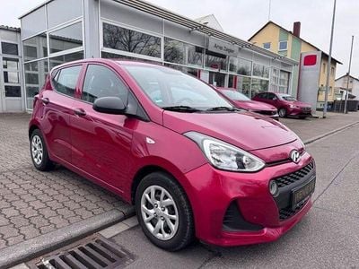 Weinrot Gebraucht 2019 Hyundai i10 Kleinwagen | 10.600 € (Guter Preis)