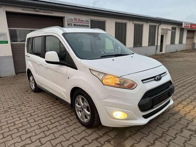 Frostweiß Gebraucht 2014 Ford Tourneo Connect Titanium Van / Kleinbus | 7.499 € (Etwas zu teuer)