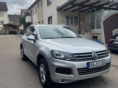 Gebraucht VW Touareg 239 PS (175 kW) 2010 Silber SUV