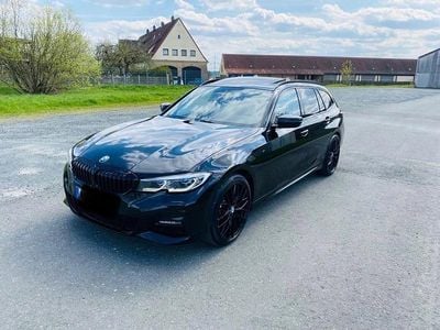 Gebraucht BMW 330 M Sport 258 PS (189 kW) 2021 Schwarz Kombi