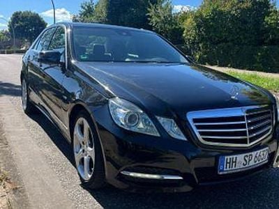 Mercedes E200