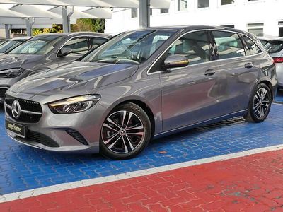 Gebraucht Mercedes B180 Progressive 136 PS (100 kW) 2024 Grau Van / Kleinbus