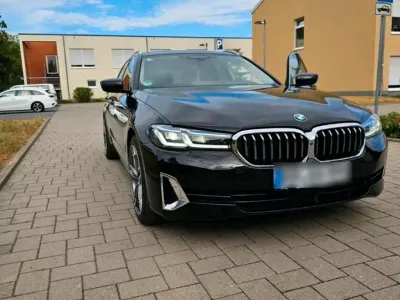Gebraucht BMW 520 Luxury Line 190 PS (139 kW) 2020 Schwarz Kombi