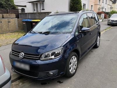 Blau Gebraucht 2014 VW Touran Edition Van / Kleinbus | 11.900 € (Fairer Preis)