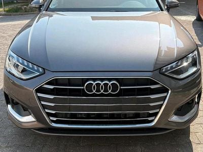 Gebraucht Audi A4 Comfort 190 PS (139 kW) 2019 Grau Kombi