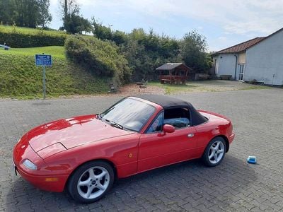 Gebraucht Mazda MX5 90 PS (66 kW) 1996 Rot Cabrio