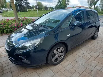Gebraucht Opel Zafira Tourer Style 120 PS (88 kW) 2014 Grün Van / Kleinbus