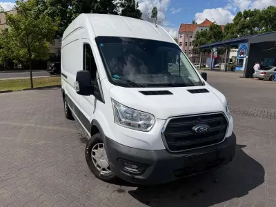 Gebraucht Ford Transit Basis 170 PS (125 kW) 2019 Weiß Van