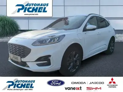 Second-hand Ford Kuga ST-Line 224 CP (164 kW) 2022 Alb SUV